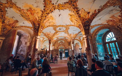 Liebesspiele im Schloss